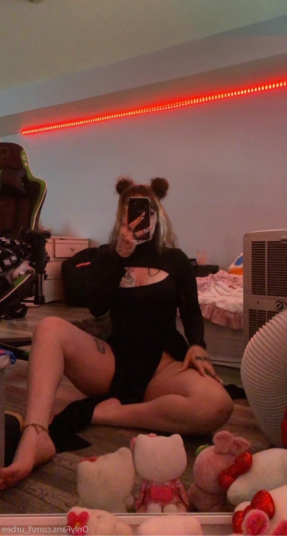 furbs [ f_urbee ] Onlyfans leaked photo 6831363 on Hotleaks.tv