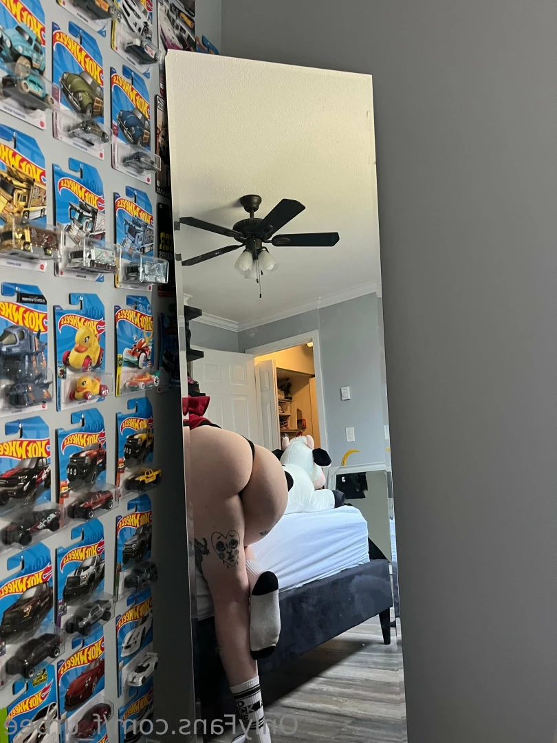 furbs [ f_urbee ] Onlyfans leaked photo 6831863 on Hotleaks.tv
