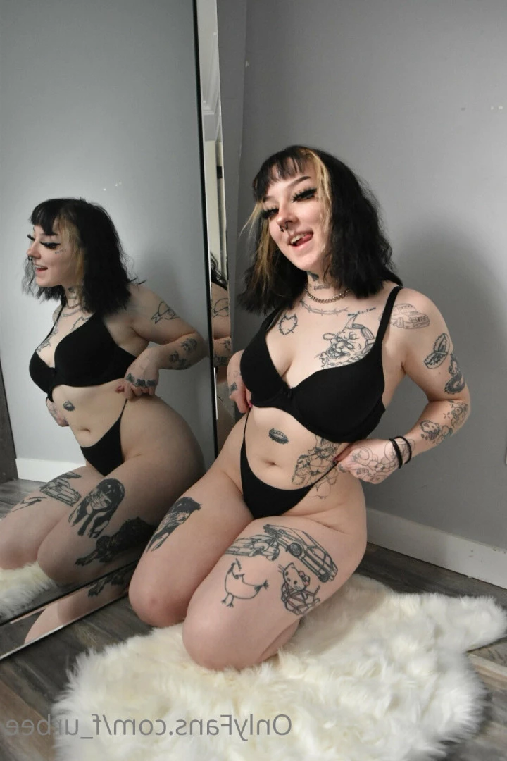 furbs [ f_urbee ] Onlyfans leaked photo 6842082 on Hotleaks.tv