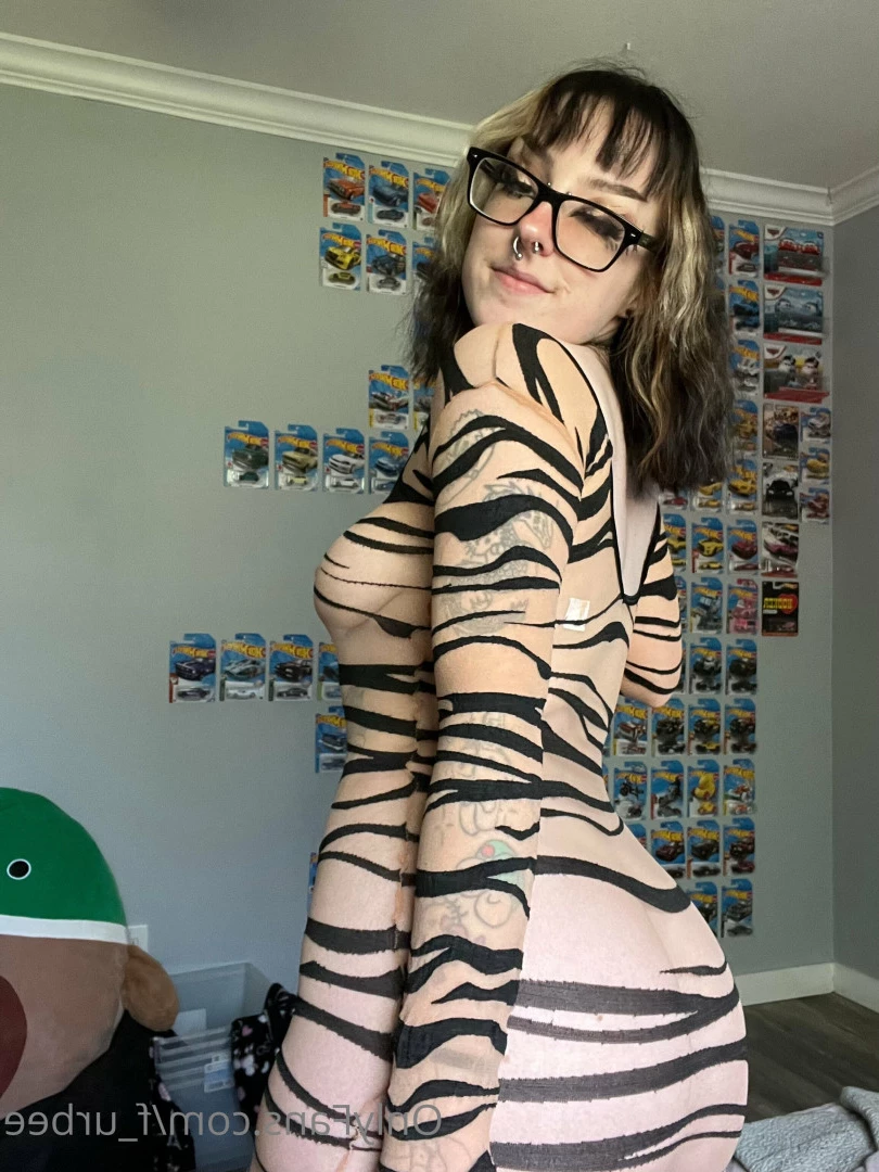 furbs [ f_urbee ] Onlyfans leaked photo 6842719 on Hotleaks.tv