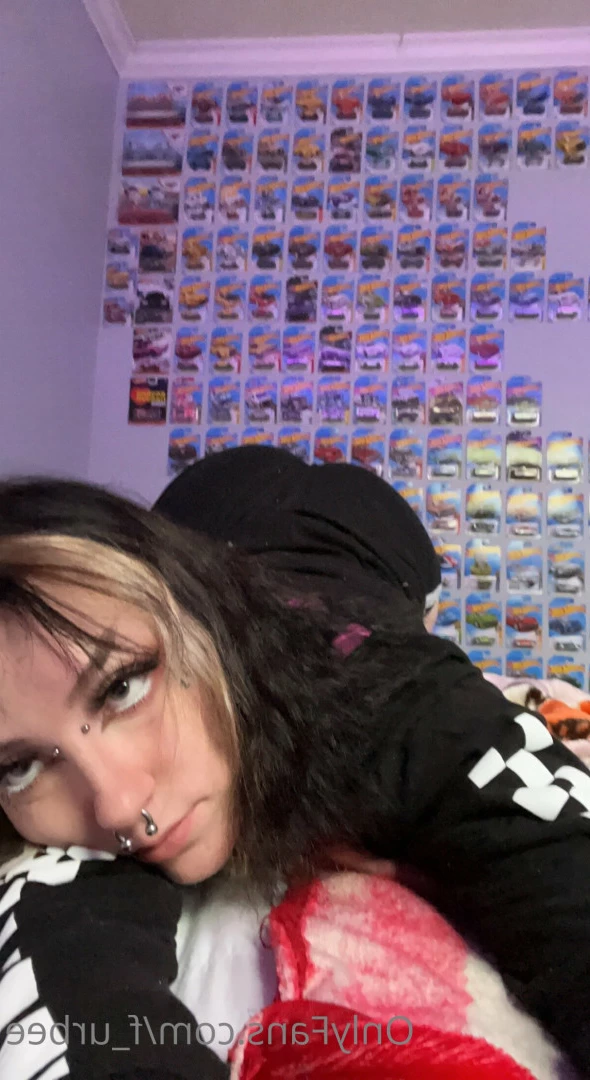 furbs [ f_urbee ] Onlyfans leaked photo 6856899 on Hotleaks.tv