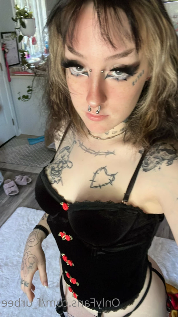 furbs [ f_urbee ] Onlyfans leaked photo 6857458 on Hotleaks.tv