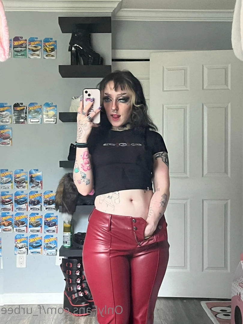 furbs [ f_urbee ] Onlyfans leaked photo 6857600 on Hotleaks.tv