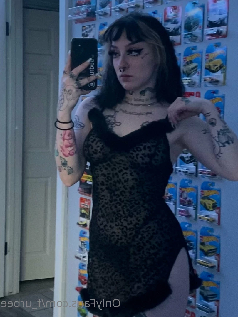 furbs [ f_urbee ] Onlyfans leaked photo 6860746 on Hotleaks.tv