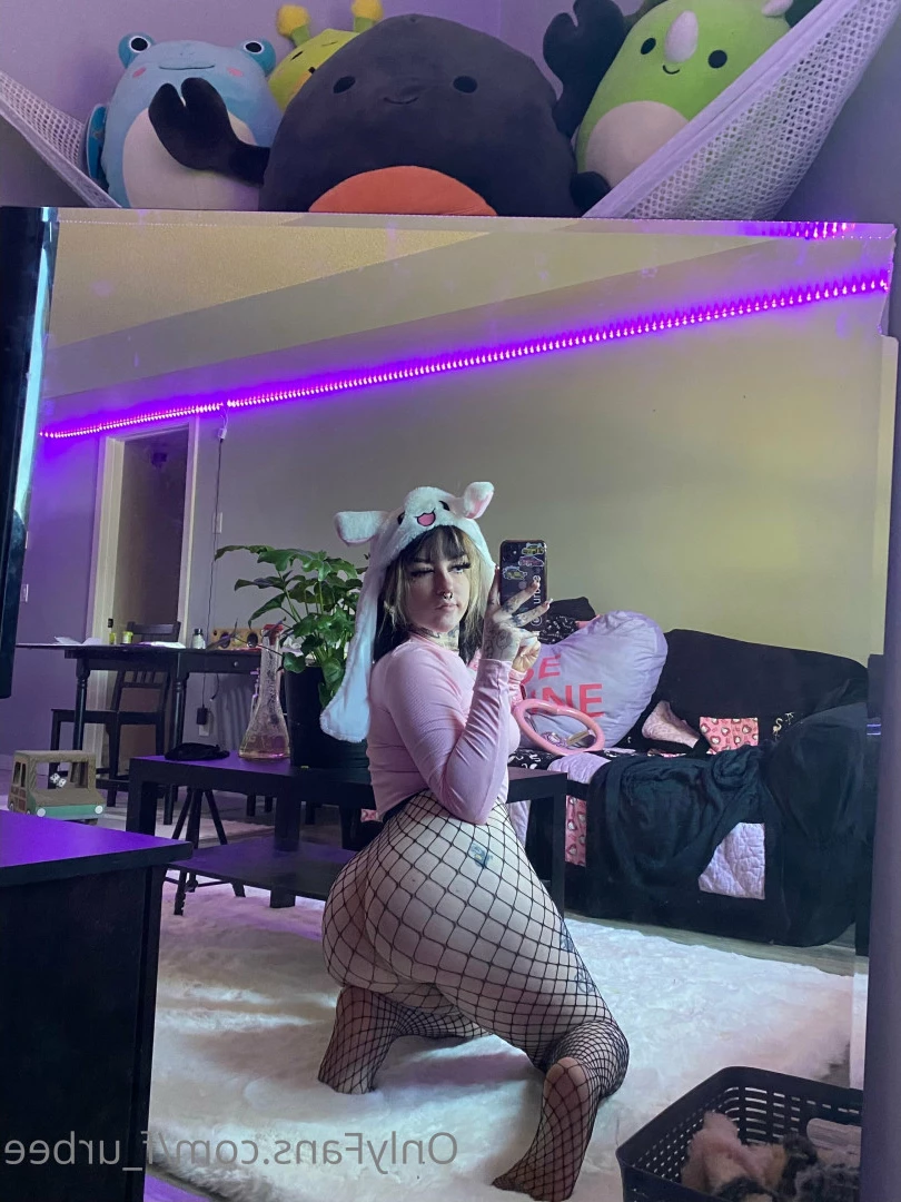 furbs [ f_urbee ] Onlyfans leaked photo 6860927 on Hotleaks.tv
