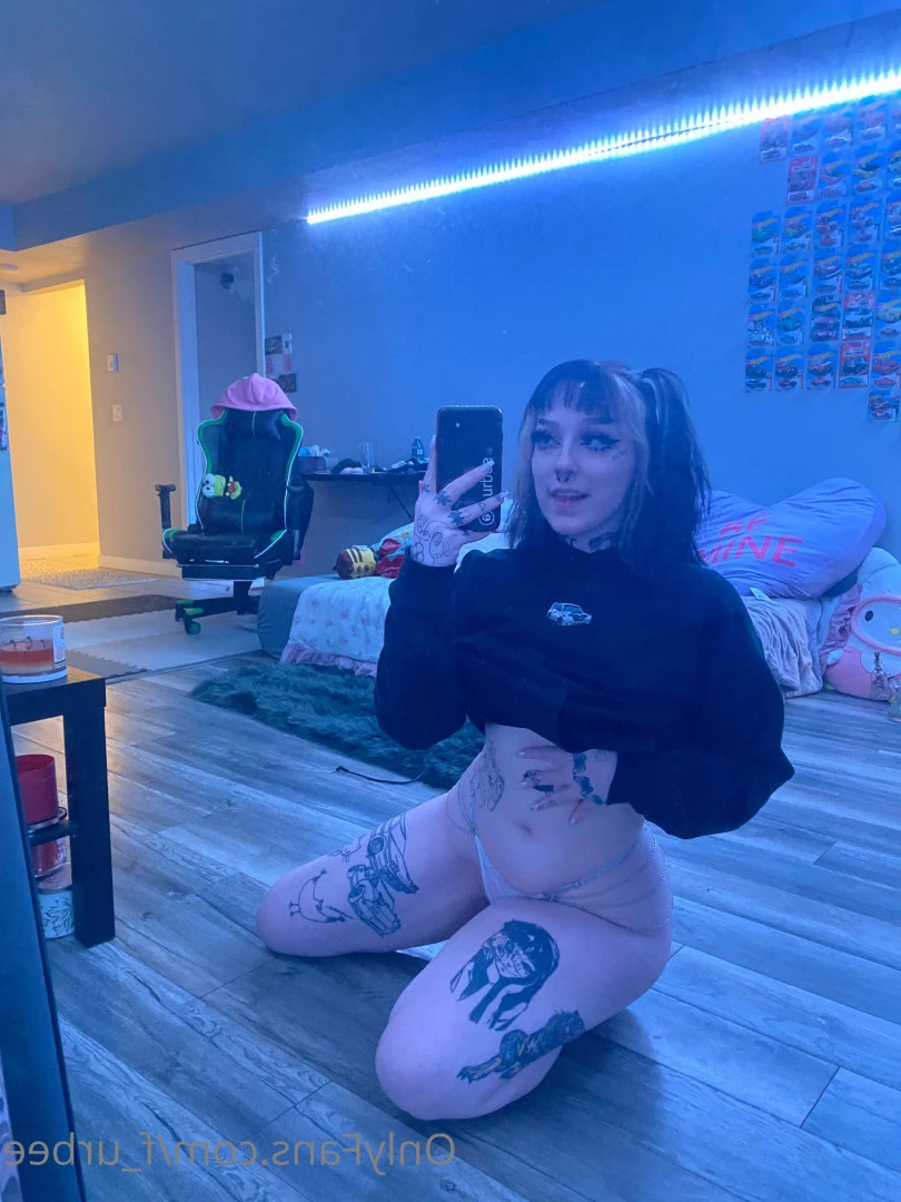 furbs [ f_urbee ] Onlyfans leaked photo 6863994 on Hotleaks.tv