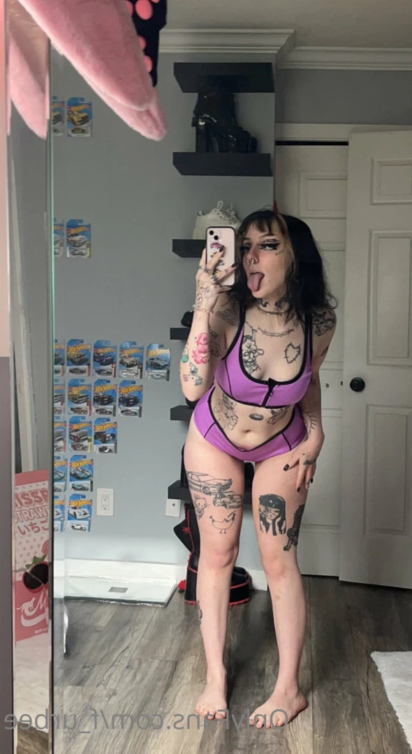 furbs [ f_urbee ] Onlyfans leaked photo 6864999 on Hotleaks.tv