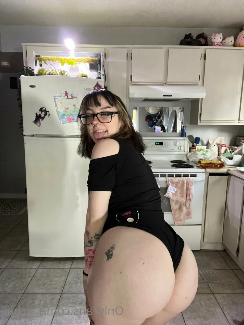furbs [ f_urbee ] Onlyfans leaked photo 6866033 on Hotleaks.tv