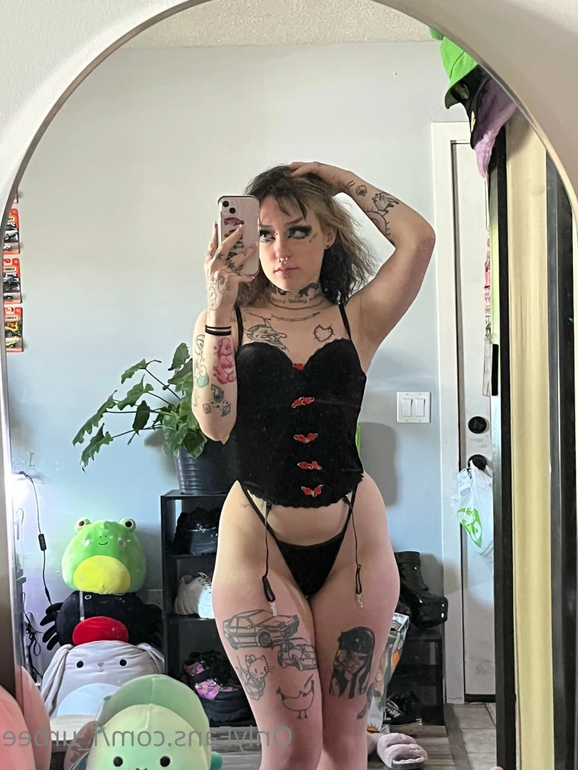 furbs [ f_urbee ] Onlyfans leaked photo 6868413 on Hotleaks.tv