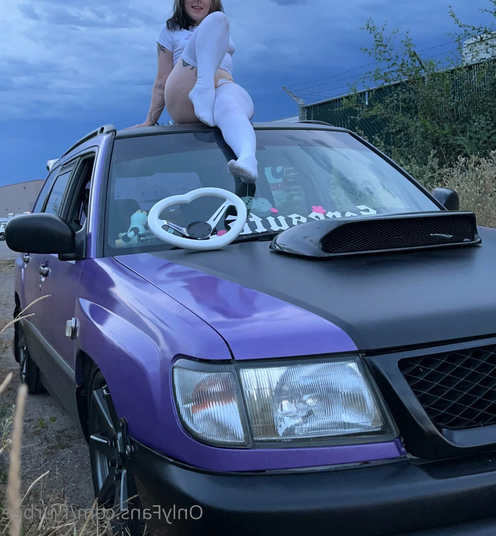 furbs [ f_urbee ] Onlyfans leaked photo 6882770 on Hotleaks.tv