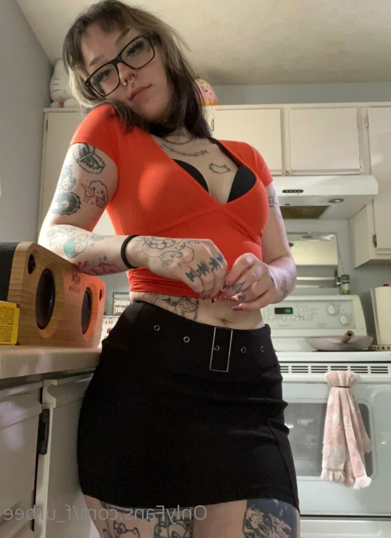furbs [ f_urbee ] Onlyfans leaked photo 6895473 on Hotleaks.tv