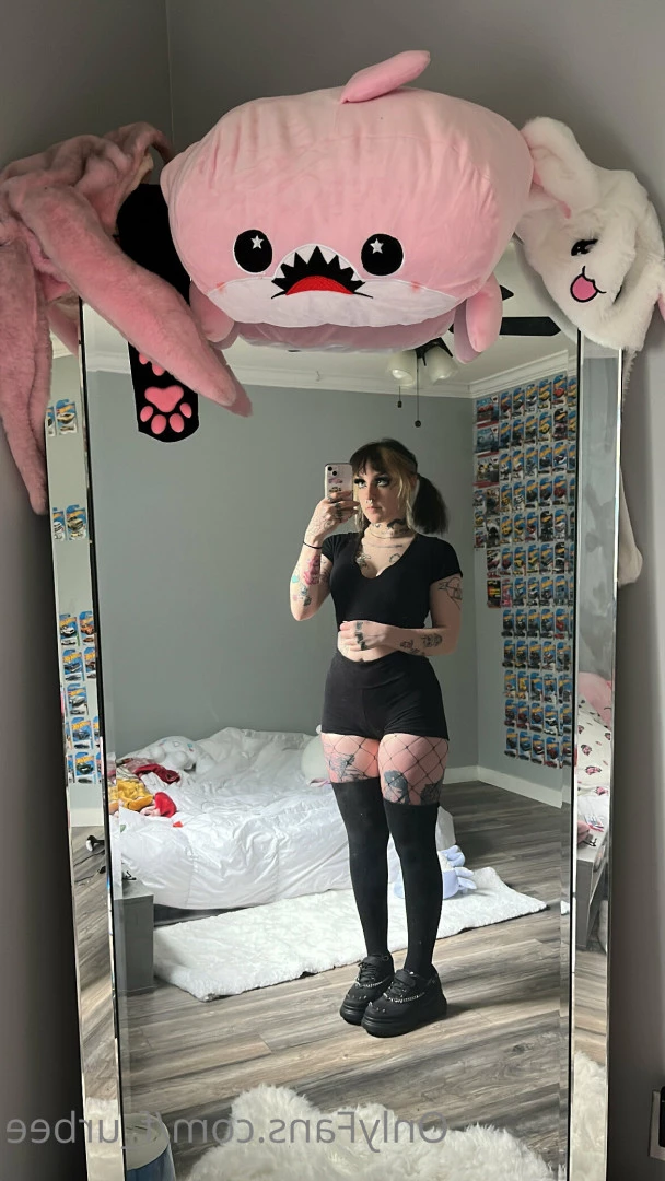 furbs [ f_urbee ] Onlyfans leaked photo 6895894 on Hotleaks.tv