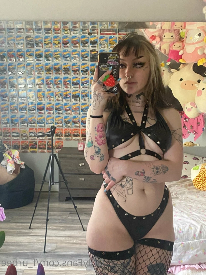 furbs [ f_urbee ] Onlyfans leaked photo 6899840 on Hotleaks.tv
