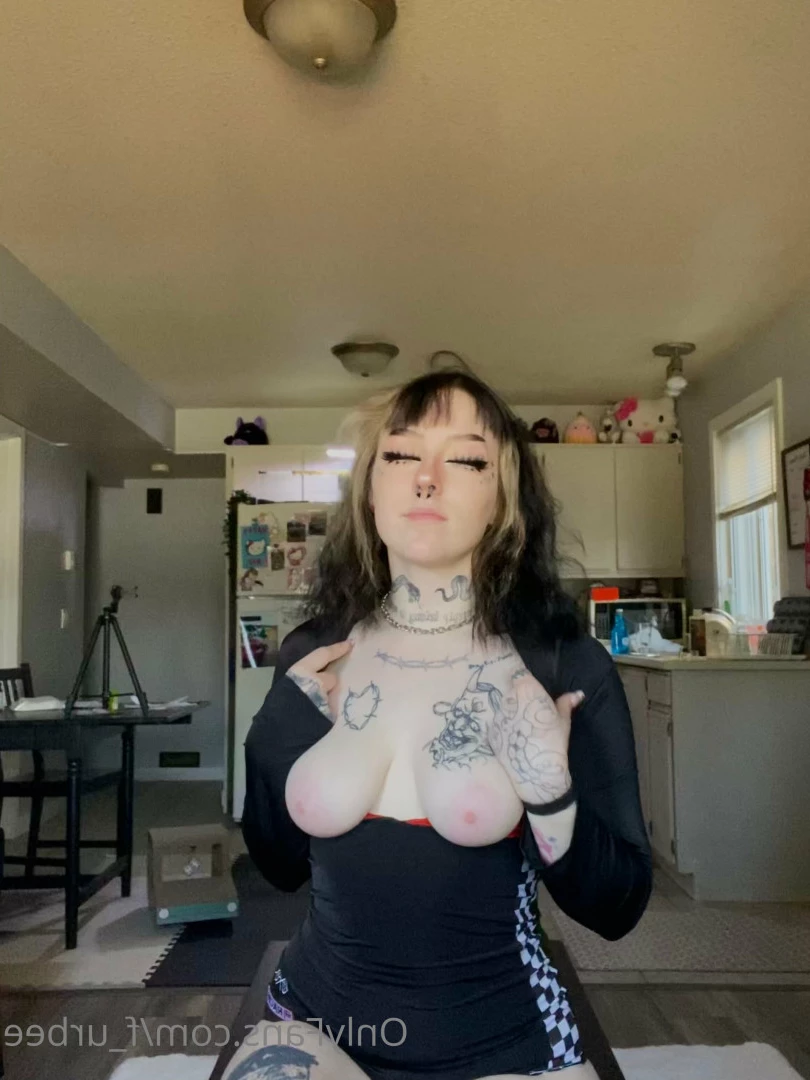 furbs [ f_urbee ] Onlyfans leaked photo 6906225 on Hotleaks.tv