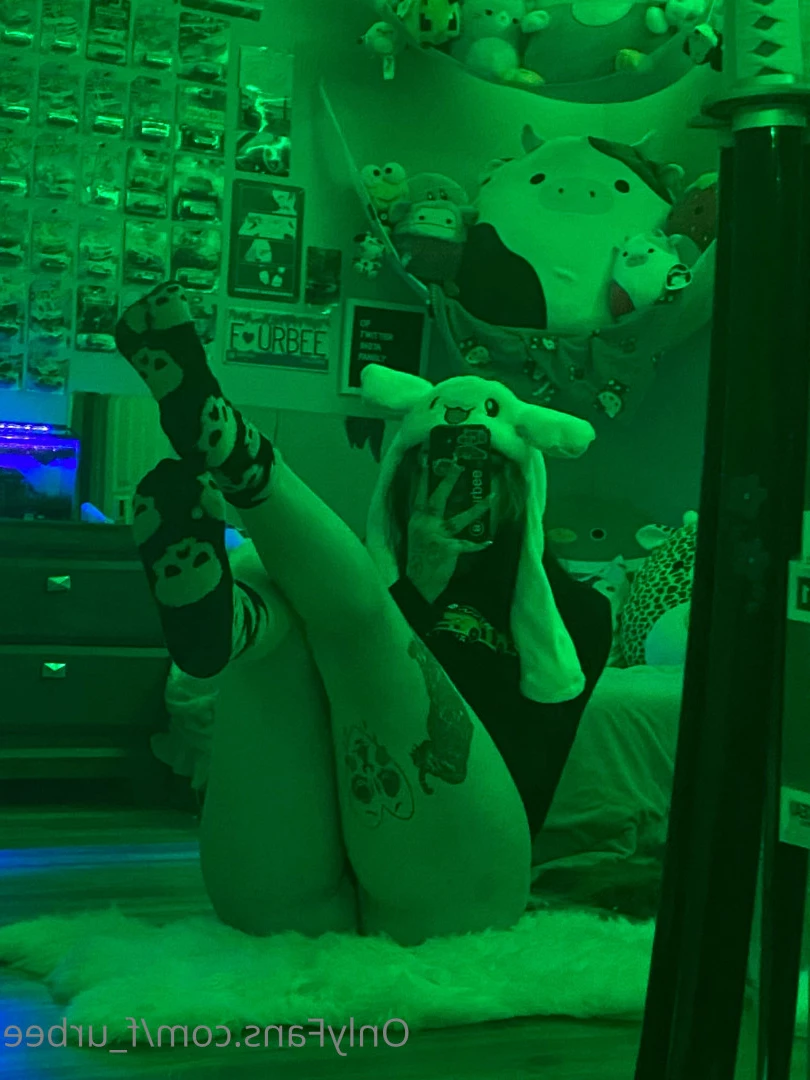 furbs [ f_urbee ] Onlyfans leaked photo 6913920 on Hotleaks.tv