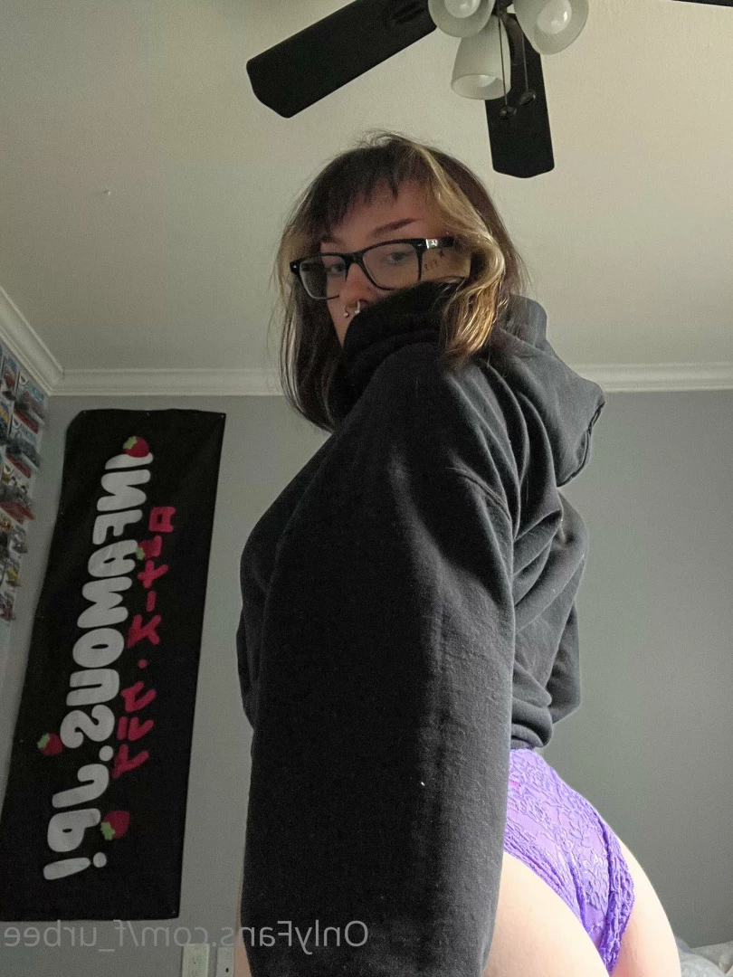 furbs [ f_urbee ] Onlyfans leaked photo 6914135 on Hotleaks.tv