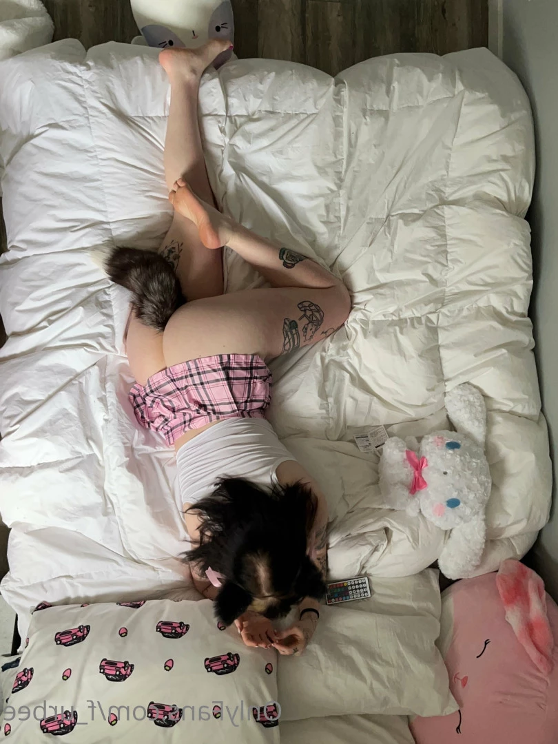 furbs [ f_urbee ] Onlyfans leaked photo 6916338 on Hotleaks.tv