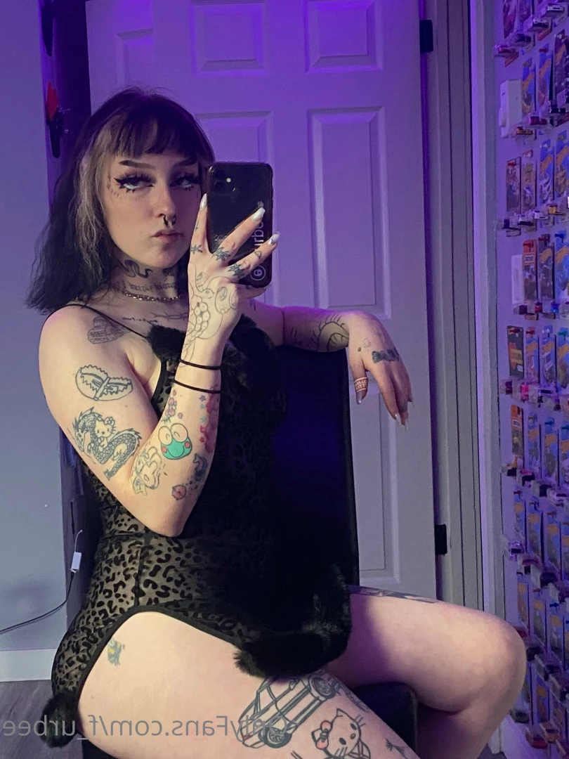 furbs [ f_urbee ] Onlyfans leaked photo 6923431 on Hotleaks.tv