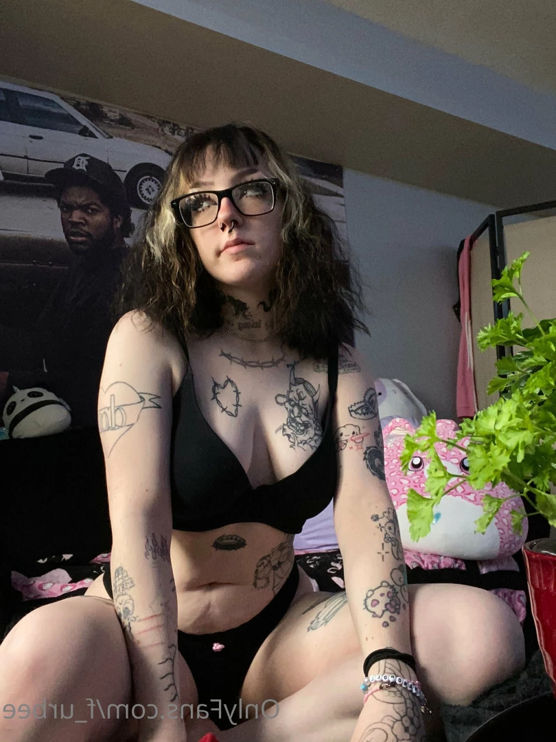 furbs [ f_urbee ] Onlyfans leaked photo 6925959 on Hotleaks.tv