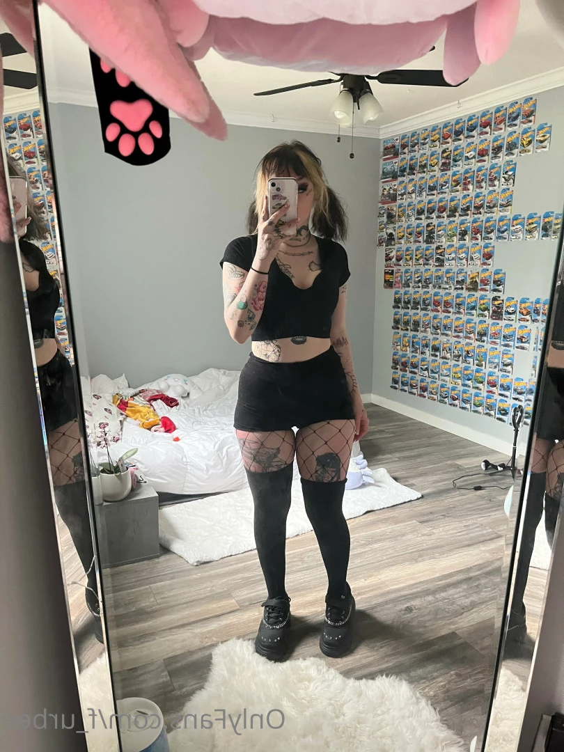 furbs [ f_urbee ] Onlyfans leaked photo 6929694 on Hotleaks.tv