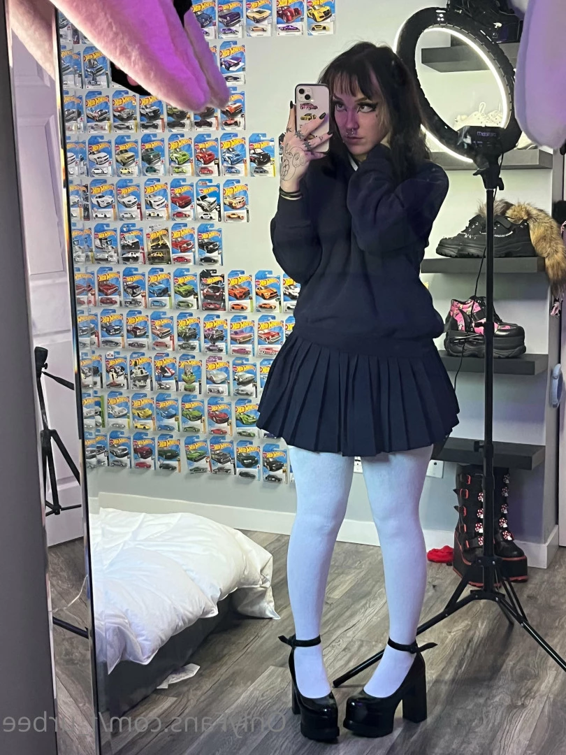 furbs [ f_urbee ] Onlyfans leaked photo 6929921 on Hotleaks.tv