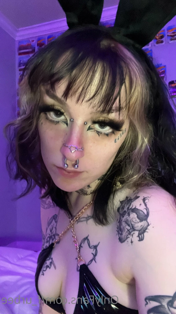 furbs [ f_urbee ] Onlyfans leaked photo 6930725 on Hotleaks.tv