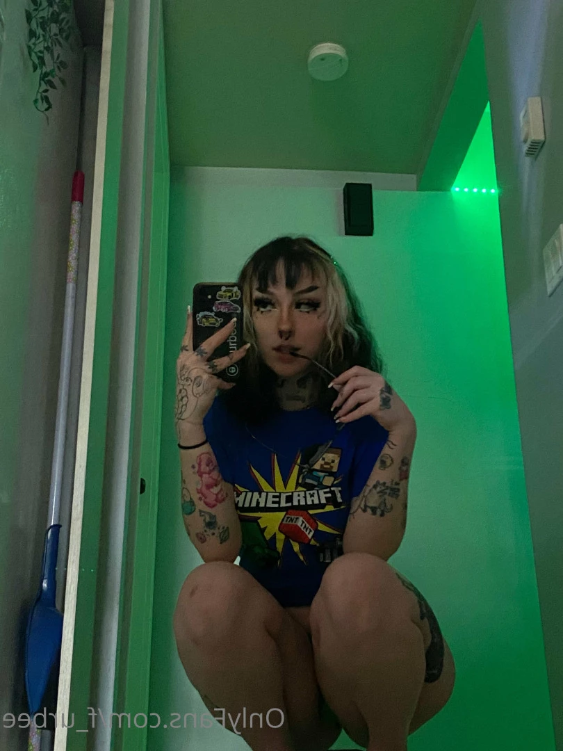 furbs [ f_urbee ] Onlyfans leaked photo 6934394 on Hotleaks.tv