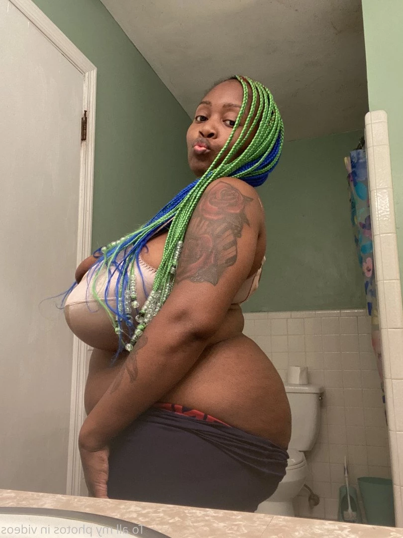 The real K Marie [ famousstarkmarie ] Onlyfans leaked photo 3341113 on Hotleaks.tv