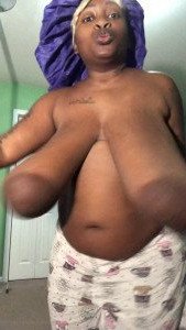 The real K Marie [ famousstarkmarie ] Onlyfans leaked video 3341795 on Hotleaks.tv