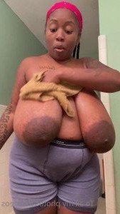 The real K Marie [ famousstarkmarie ] Onlyfans leaked video 3341883 on Hotleaks.tv