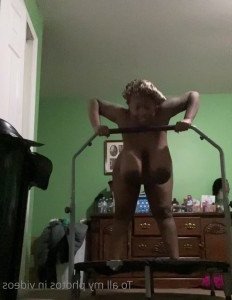 The real K Marie [ famousstarkmarie ] Onlyfans leaked video 3341953 on Hotleaks.tv