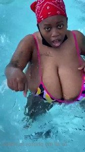 The real K Marie [ famousstarkmarie ] Onlyfans leaked video 3342064 on Hotleaks.tv