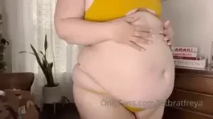 Fat Brat Freya [ fatbratfreya ] Onlyfans leaked video 10633962 on Hotleaks.tv