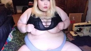 FatStonerChick(VIP🔥) [ fatstonerchick ] Onlyfans leaked video 3345533 on Hotleaks.tv