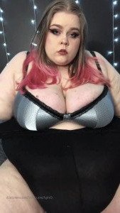 FatStonerChick(VIP🔥) [ fatstonerchick ] Onlyfans leaked video 3346087 on Hotleaks.tv