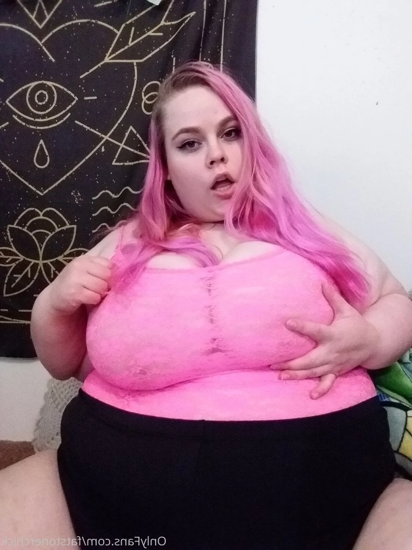 FatStonerChick(VIP🔥) [ fatstonerchick ] Onlyfans leaked photo 3532468 on Hotleaks.tv