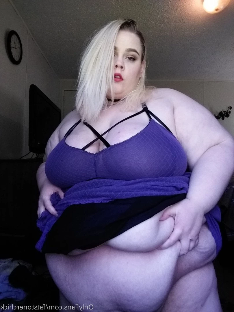 FatStonerChick(VIP🔥) [ fatstonerchick ] Onlyfans leaked photo 3534871 on Hotleaks.tv