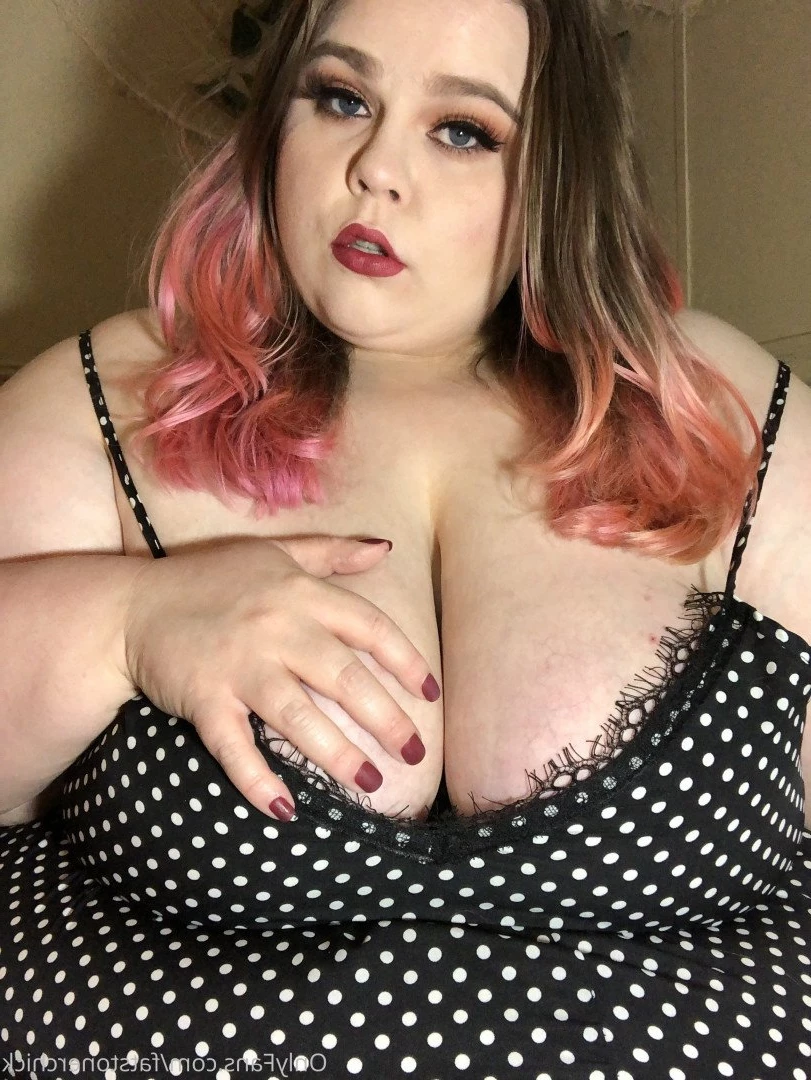 FatStonerChick(VIP🔥) [ fatstonerchick ] Onlyfans leaked photo 3535053 on Hotleaks.tv
