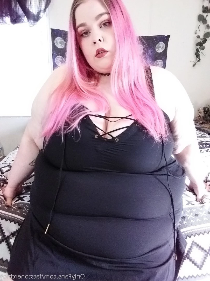 FatStonerChick(VIP🔥) [ fatstonerchick ] Onlyfans leaked photo 3535882 on Hotleaks.tv