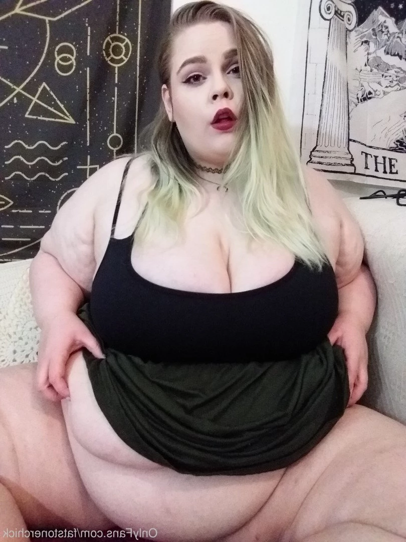 FatStonerChick(VIP🔥) [ fatstonerchick ] Onlyfans leaked photo 3536122 on Hotleaks.tv