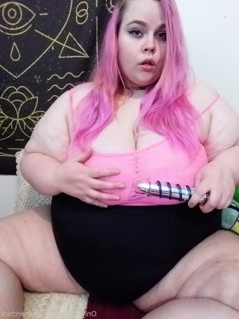 FatStonerChick(VIP🔥) [ fatstonerchick ] Onlyfans leaked photo 3536228 on Hotleaks.tv