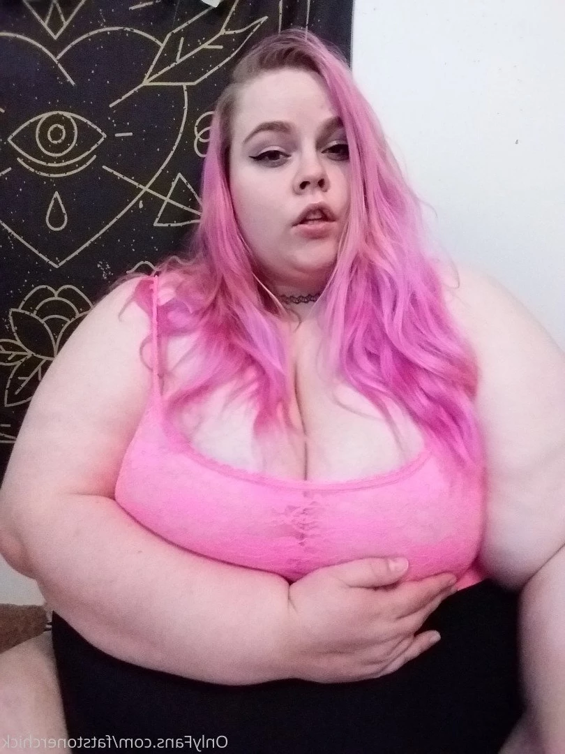FatStonerChick(VIP🔥) [ fatstonerchick ] Onlyfans leaked photo 3536236 on Hotleaks.tv