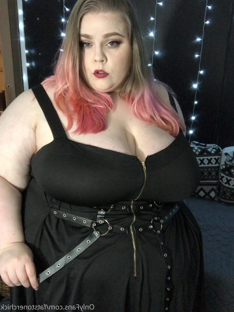 FatStonerChick(VIP🔥) [ fatstonerchick ] Onlyfans leaked photo 3536375 on Hotleaks.tv