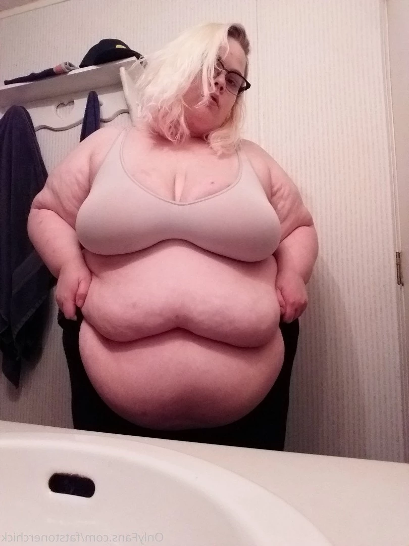 FatStonerChick(VIP🔥) [ fatstonerchick ] Onlyfans leaked photo 3537203 on Hotleaks.tv