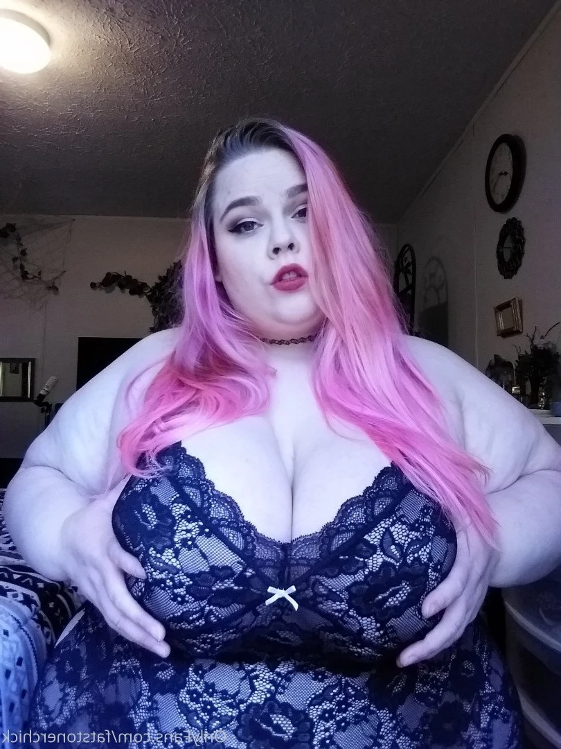 FatStonerChick(VIP🔥) [ fatstonerchick ] Onlyfans leaked photo 3538069 on Hotleaks.tv