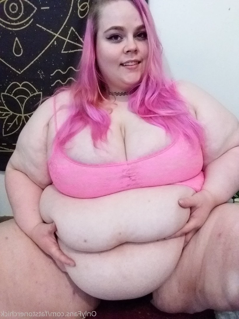 FatStonerChick(VIP🔥) [ fatstonerchick ] Onlyfans leaked photo 3538430 on Hotleaks.tv