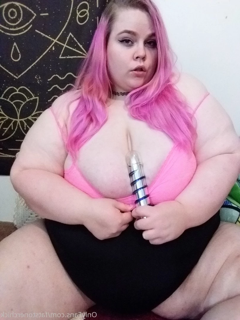 FatStonerChick(VIP🔥) [ fatstonerchick ] Onlyfans leaked photo 3538709 on Hotleaks.tv