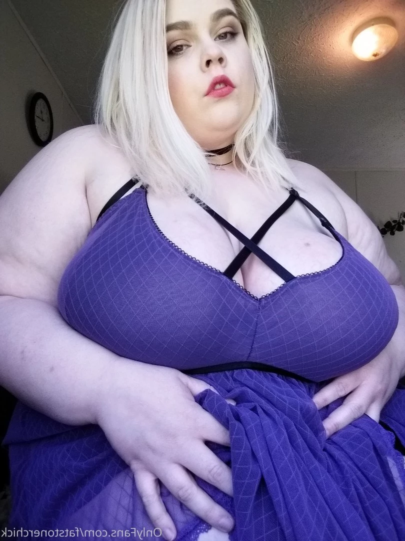 FatStonerChick(VIP🔥) [ fatstonerchick ] Onlyfans leaked photo 3539477 on Hotleaks.tv
