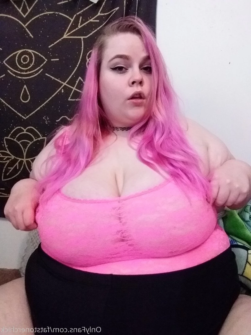 FatStonerChick(VIP🔥) [ fatstonerchick ] Onlyfans leaked photo 3539834 on Hotleaks.tv