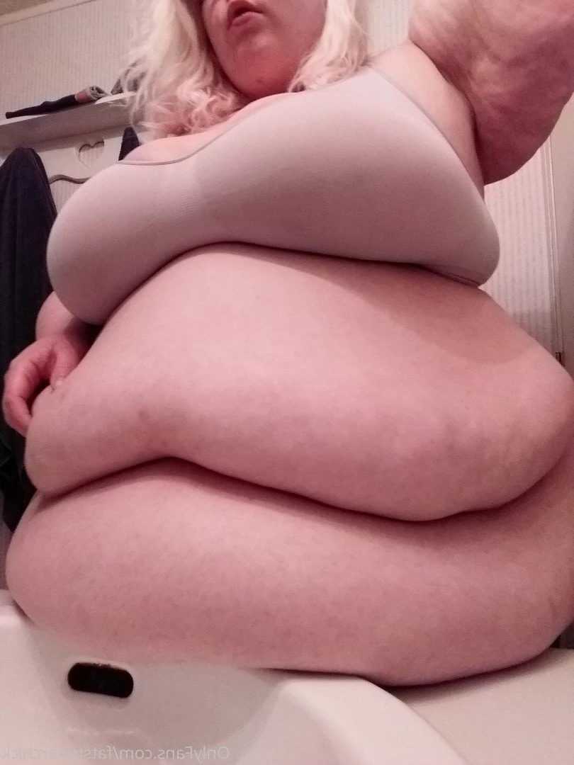 FatStonerChick(VIP🔥) [ fatstonerchick ] Onlyfans leaked photo 3540410 on Hotleaks.tv